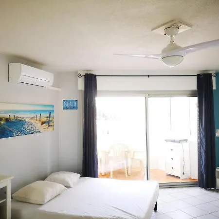 Les Pieds Dans L'eau Avec Climatisation ! Apartment